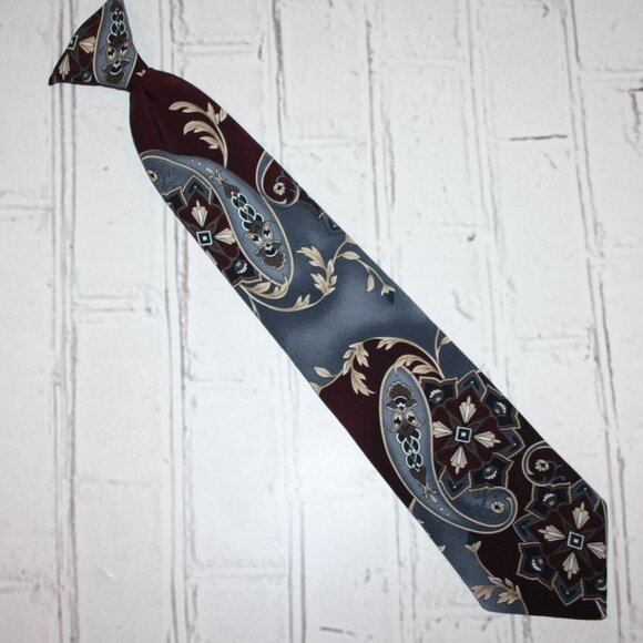 🌀 Vintage Maroon & Blue Paisley Clip-On Tie – Haggar (18" x 3.5") - Picture 1 of 6